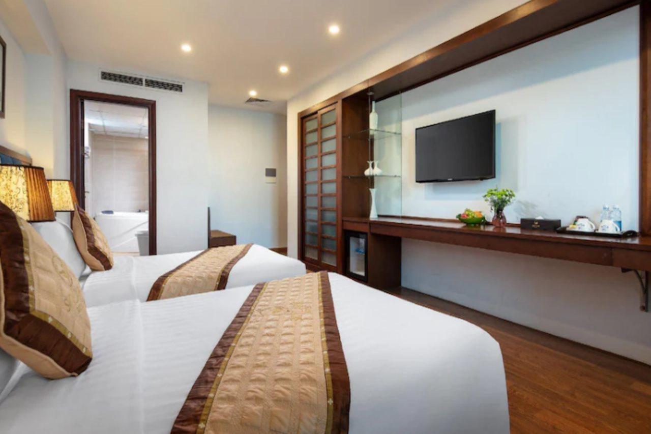 Hotel Skylark 4*