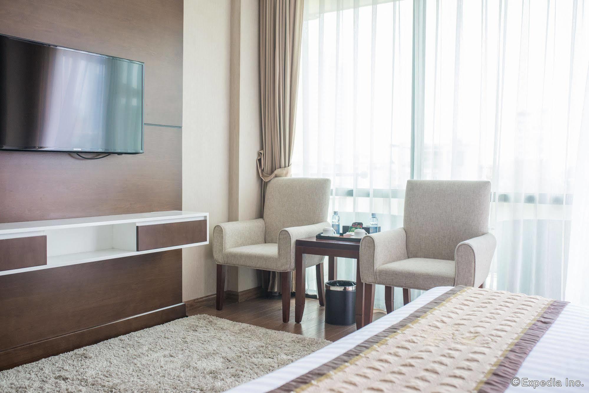 Skylark 4* Hanoi