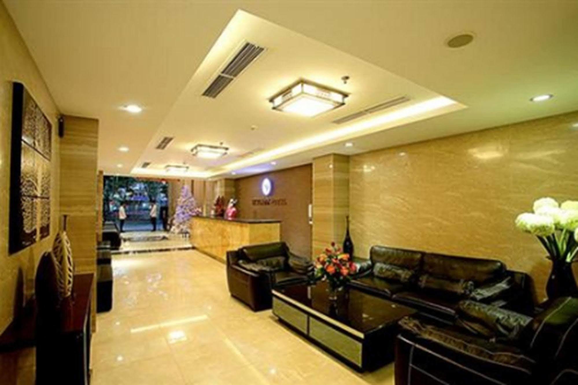 Skylark Hotel Hanoï