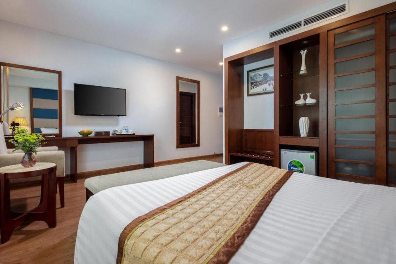 Skylark Hotel Hanoi